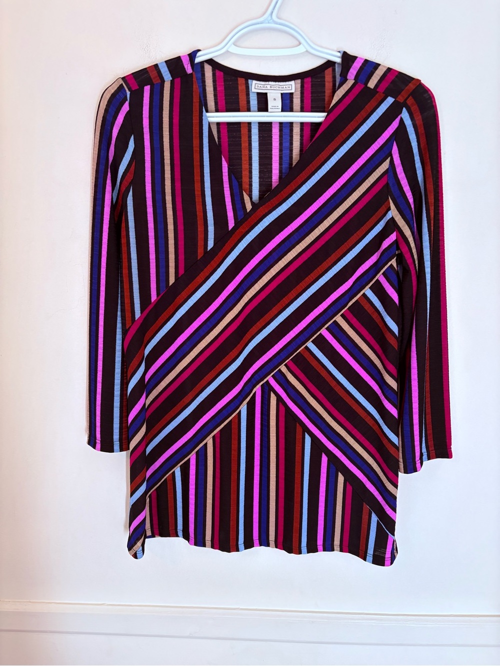 Dana Buchman Women’s Striped V Neck Top-Crossover Sz S